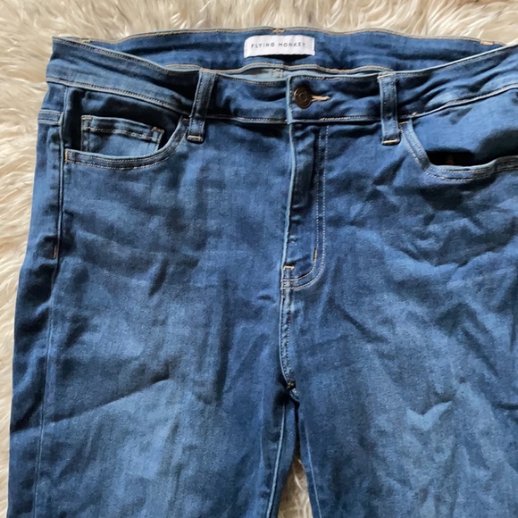 Dark blue skinny jeans - Picture 2 of 3